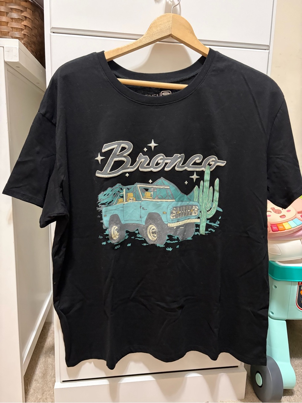 Ford Bronco Women’s Size XXL T-Shirt Top Black NWOT NEW